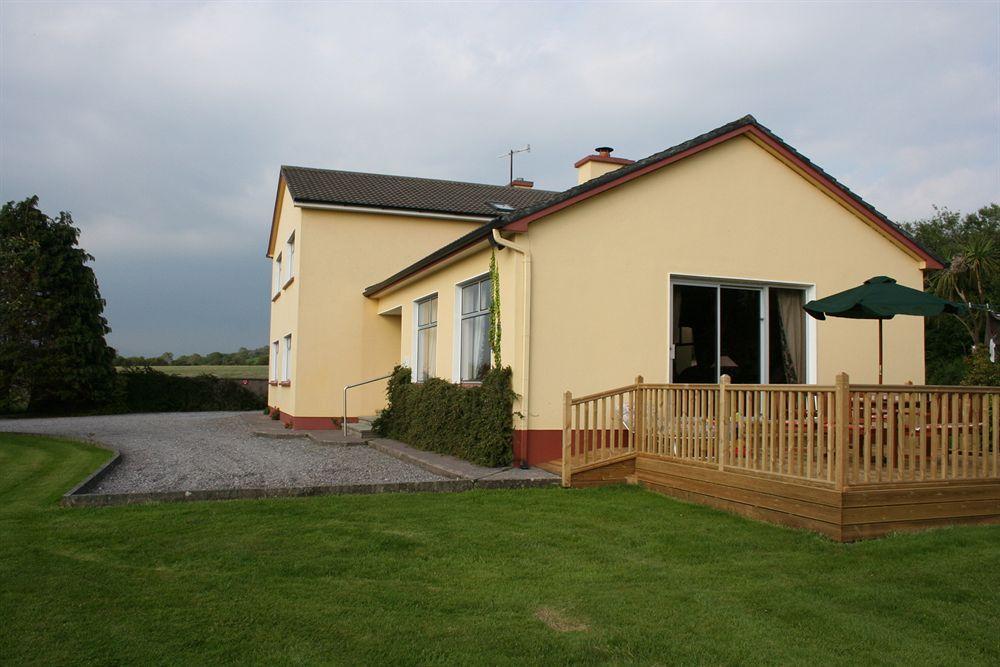 Fern Rock Bed And Breakfast Dromin Exterior photo