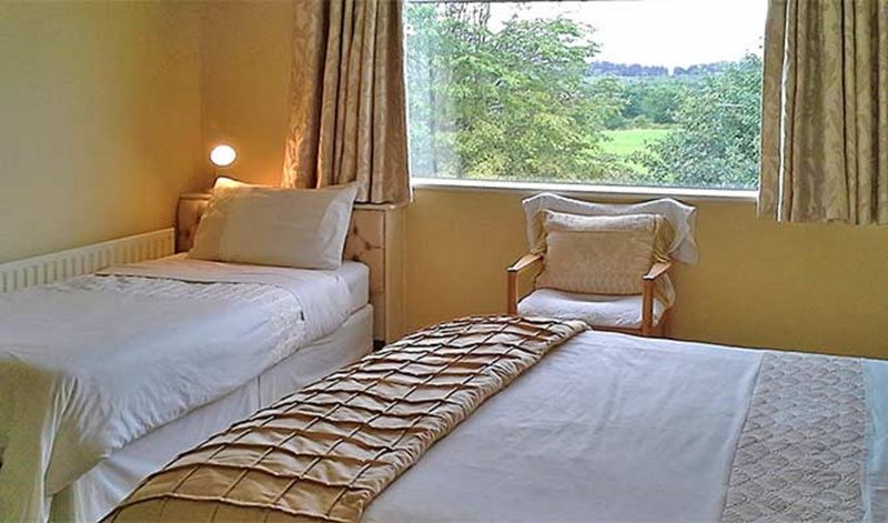 Fern Rock Bed And Breakfast Dromin Exterior photo